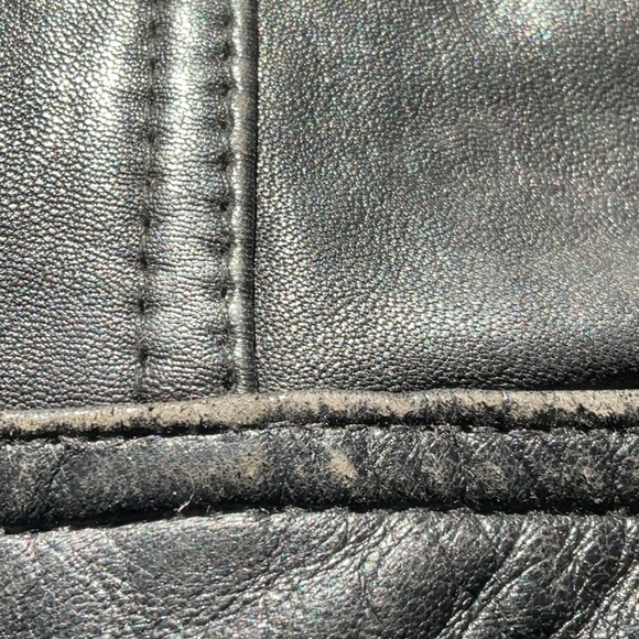 “DANIER” 100% Black Leather Fitted Button Up Jacket. - Picture 15 of 16